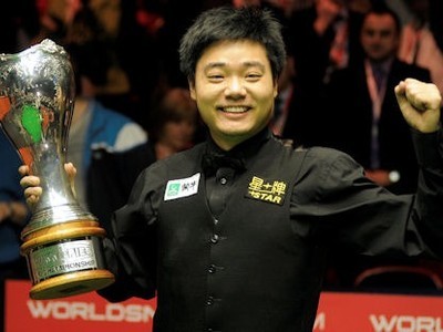 Ding with UK trophy